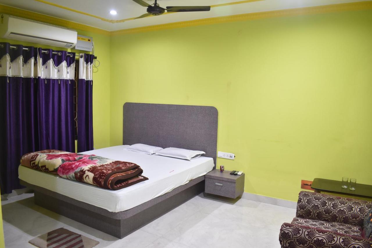 Hotel Suraj Balasore ภายนอก รูปภาพ